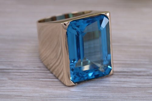 Very Large 45 carats Blue Topaz Ring, Solid and Very Chunky