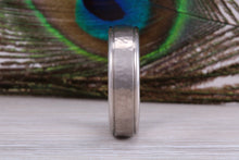 Load image into Gallery viewer, Titanium Hammered Finish Band