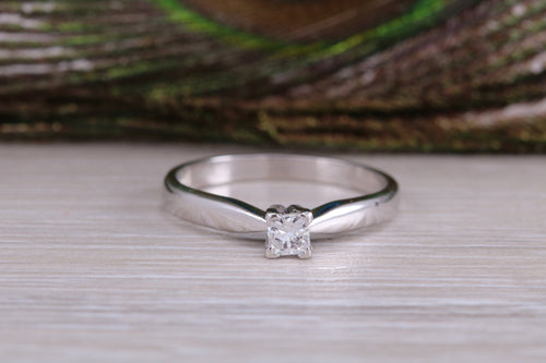 Simple and Dainty Princess cut Diamond set 18ct White Gold Solitaire
