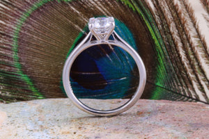 Traditional Platinum 1.00ct Diamond Solitaire. Forever One grade Moissanite Engagement Ring, best grade Moissanite