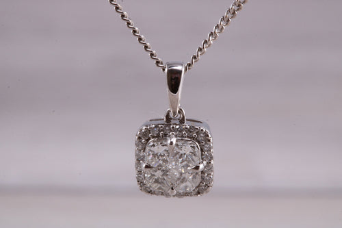 Elegant Diamond set 18ct White Gold Necklace