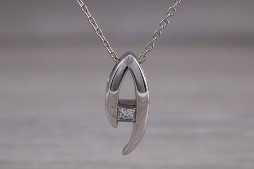 Diamond set 18ct White Gold Solitaire Necklace