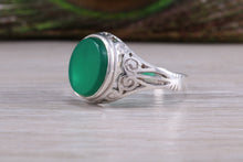 Load image into Gallery viewer, Oval cut Green Agate set Silver Ring