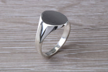 Load image into Gallery viewer, Beautiful high polished Signet ring, suitable for ladies and gents of all age groups, available in your choice of precious metals
