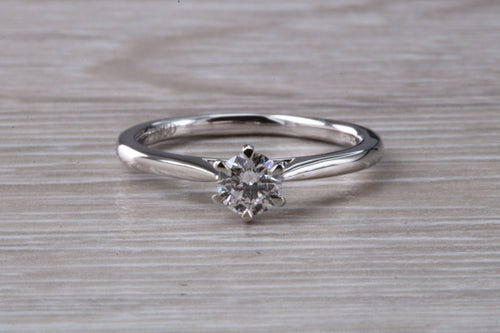Simple and Elegant Certified Diamond set Platinum Solitaire