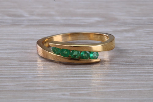 Natural Emerald set Yellow Gold Ring