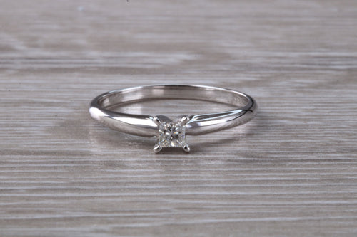 Dainty and Minimalist Princess cut diamond Set 18ct White Gold Solitaire