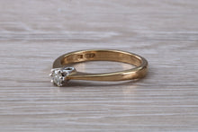 Load image into Gallery viewer, Dainty Natural Diamond set Yellow Gold Ring