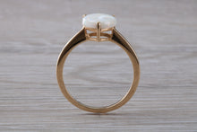 Load image into Gallery viewer, Heart Shaped Opal set Yellow Gold Ring
