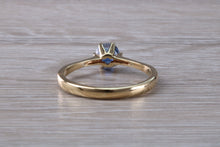 Load image into Gallery viewer, Blue Round cut Sapphire Solitaire
