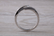Load image into Gallery viewer, Crossover Baguette cut Diamond set ring