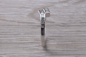 Crossover Baguette cut Diamond set ring