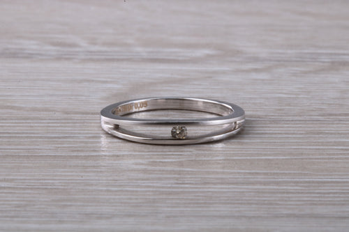 Simple and Dainty Diamond set 18ct White Gold Ring