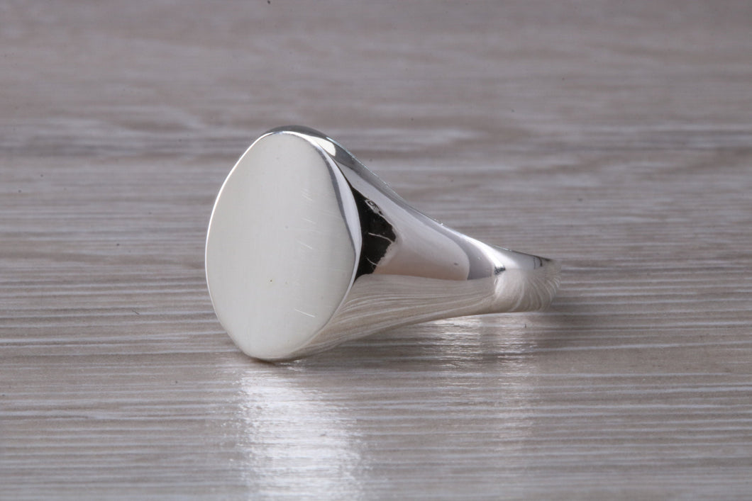 Beautiful high polished Signet ring, suitable for ladies and gents of all age groups, available in your choice of precious metals