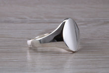 Load image into Gallery viewer, Beautiful high polished Signet ring, suitable for ladies and gents of all age groups, available in your choice of precious metals
