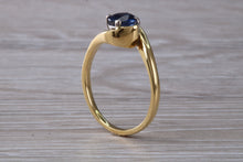 Load image into Gallery viewer, Blue Sapphire Twist Shank Solitaire