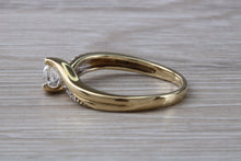 Load image into Gallery viewer, Crossover Diamond set Yellow Gold Ring
