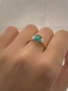 1.40 carat Emerald and Diamond Trilogy Ring set in 18ct Gold, British Hallmarked