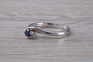 Beautiful Royal Blue Sapphire set Twist Shank 18ct White Gold Ring