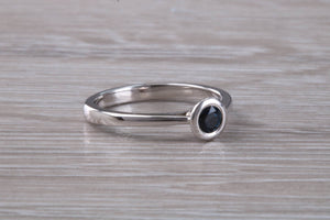 Beautiful Royal Blue Sapphire Rub Over set in 18ct White Gold Solitaire