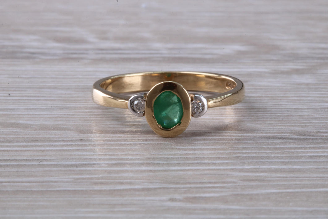 Emerald and Diamond Trilogy Ring. Very Smooth Setting