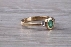 Emerald and Diamond Trilogy Ring. Very Smooth Setting