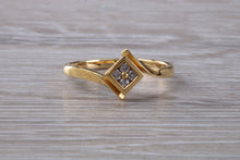 Load image into Gallery viewer, Cross Over Diamond set 18ct Yellow Gold Ring