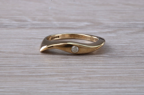 Unusual Diamond set Yellow Gold Ring