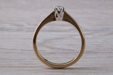 Load image into Gallery viewer, Dainty Natural Diamond set Yellow Gold Ring