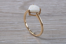 Load image into Gallery viewer, Heart Shaped Opal set Yellow Gold Ring