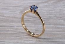 Load image into Gallery viewer, Blue Round cut Sapphire Solitaire