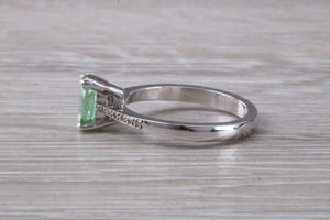 Brazilian Paraiba Tourmaline and Diamond set Platinum Ring