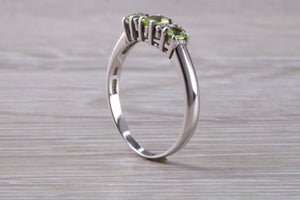 Peridot and Diamond set White Gold Ring