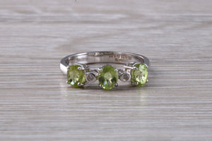 Peridot and Diamond set White Gold Ring