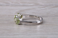 Load image into Gallery viewer, Peridot and Diamond set White Gold Ring