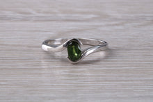 Load image into Gallery viewer, Oval cut Green Sapphire Crossover Ring