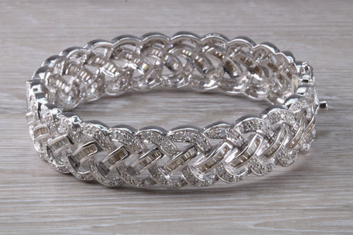 Very Dressy 10 carat Diamond set White Gold Hinged Bangle