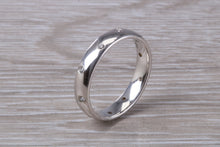Load image into Gallery viewer, Chunky Circle set Quarter carat Diamond Band