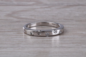 Round cut Diamond set 18ct White Gold Ring