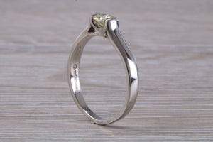 Round cut Diamond set 18ct White Gold Solitaire