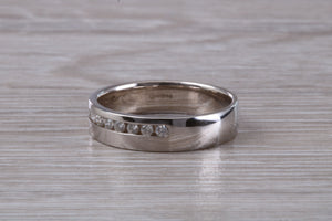 Beautiful Diamond set 18ct White Gold Band