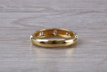 Load image into Gallery viewer, Trilogy Diamond Set 18ct Yellow Gold Band