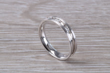 Load image into Gallery viewer, Princess cut Diamond set 18ct White Gold Band