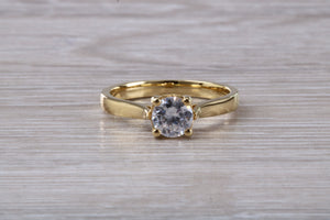 Beautiful One carat Mossainte Diamond set 18ct Yellow Gold Solitaire