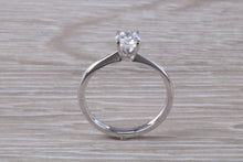Load image into Gallery viewer, Classic Round Brilliant cut Diamond Solitaire