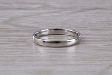 Load image into Gallery viewer, Platinum Diamond Band set with three Round cut Diamonds