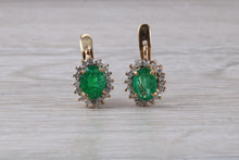 Load image into Gallery viewer, Emerald and Diamond set Yellow Gold Earrings