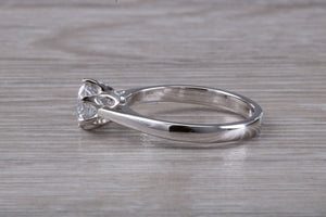 Tulip Flower Solitaire set The Ultimate Hearts and Arrows Moissanite Diamond