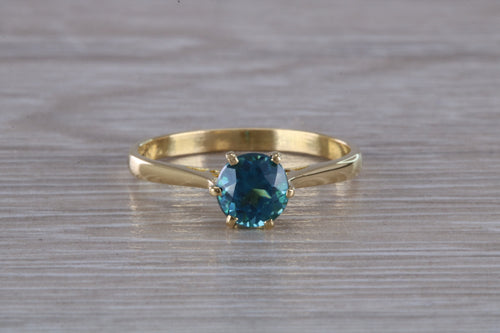 One carat London Blue Topaz set 18ct Yellow Gold Ring