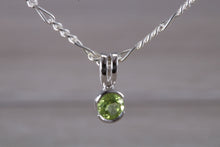 Load image into Gallery viewer, Natural Peridot Gemstone set Silver Necklace